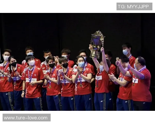 西安羽毛球队与杭州羽毛球队赛后复盘团队协作的成功与不足分析 西安羽毛球队与杭州羽毛球队赛后复盘团队协作的成功与不足分析