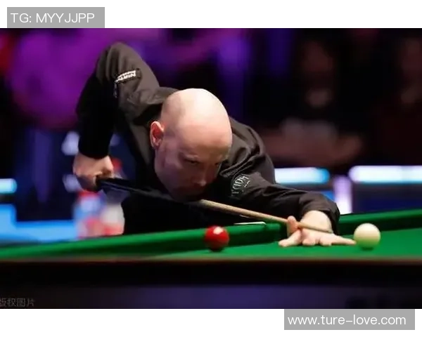 足球场上的螺丝之王他用热爱和坚持铸就辉煌传奇 足球场上的螺丝之王他用热爱和坚持铸就辉煌传奇