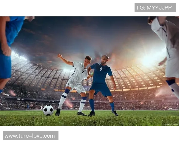 足球明星界的璀璨瞬间尽在这一组精彩牌图片中展现他们的风采与荣耀 足球明星界的璀璨瞬间尽在这一组精彩牌图片中展现他们的风采与荣耀