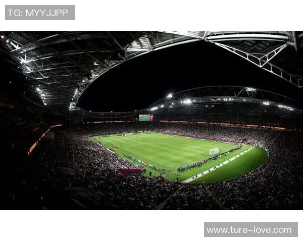 足球明星齐聚一堂精彩瞬间尽在此处尽享足球盛宴的视觉盛宴 足球明星齐聚一堂精彩瞬间尽在此处尽享足球盛宴的视觉盛宴