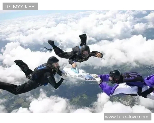 极限运动巨献:探秘南京极限运动队的配合 极限运动巨献:探秘南京极限运动队的配合